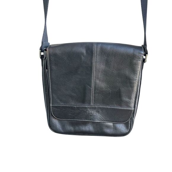 Kenneth Cole Reaction Laptop/ Tablet/ Flapover Messenger Bag Brown - Picture 2 of 15